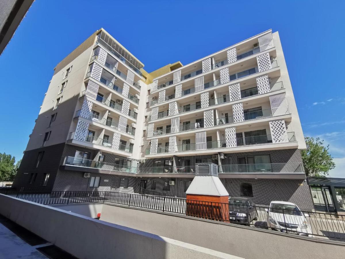 Grand Mamaia Lake Apartments كونستانتا المظهر الخارجي الصورة
