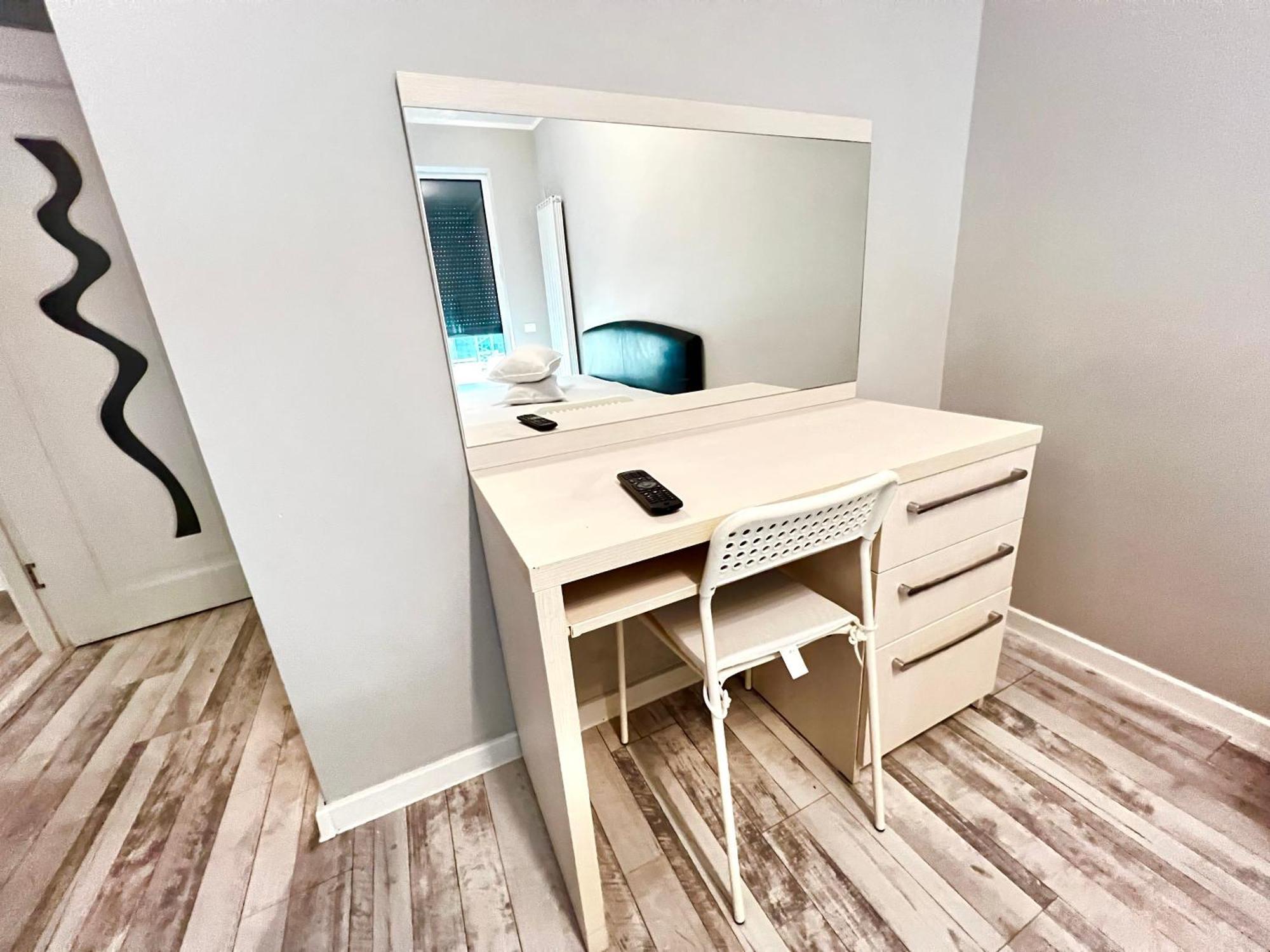 Grand Mamaia Lake Apartments كونستانتا المظهر الخارجي الصورة