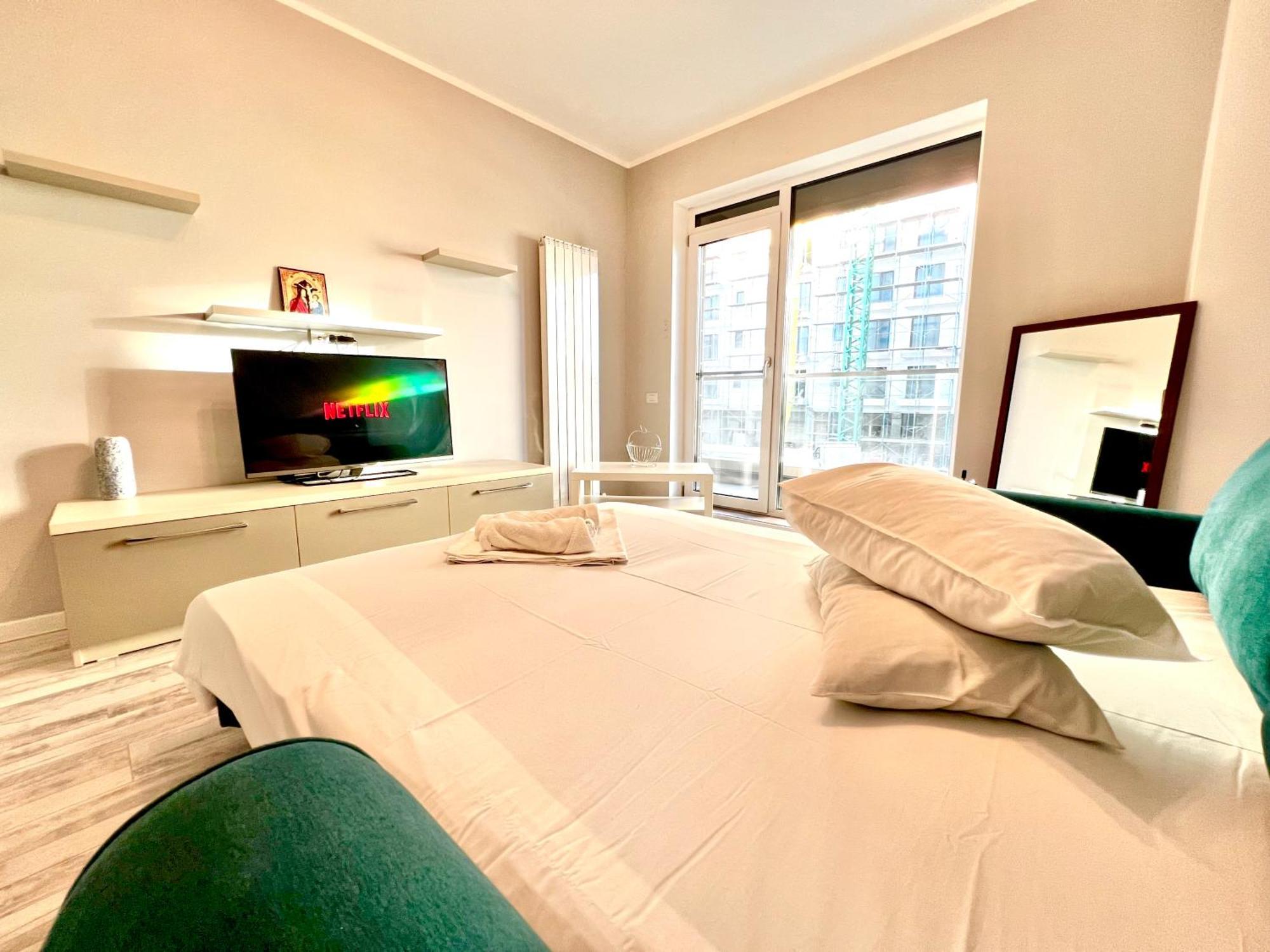 Grand Mamaia Lake Apartments كونستانتا المظهر الخارجي الصورة